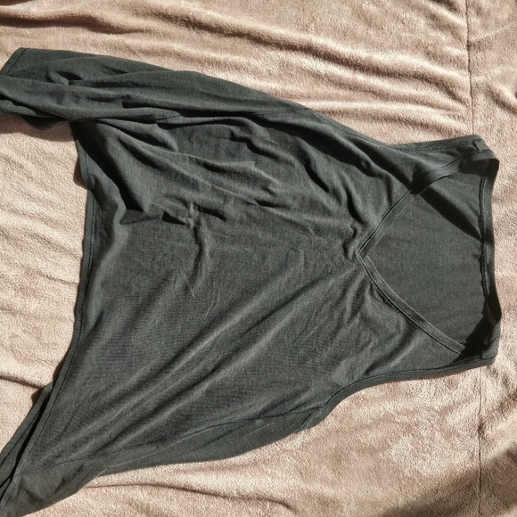 Lululemon Watch Me Flip Tank - Picture 2 of 8